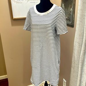 Mud pie cotton dress, white with black stripes, pockets, size large.